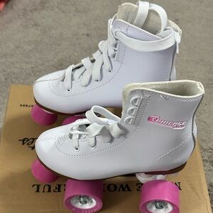 Little girls Chicago Roller skates